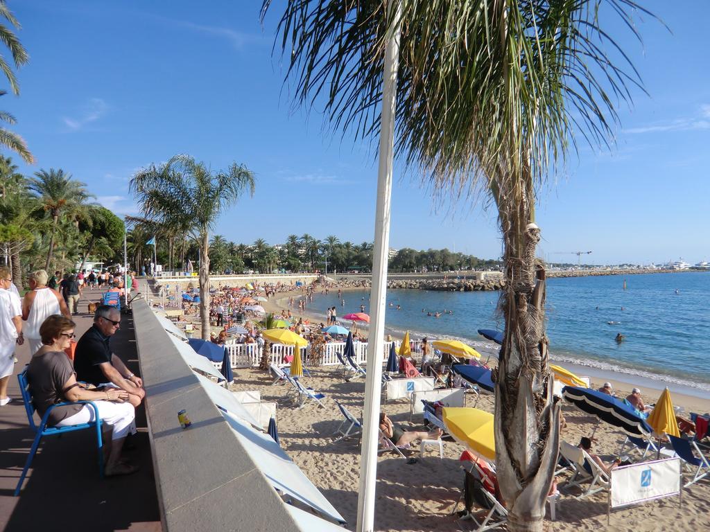 Cannes - View Cap Esterel Bagian luar foto