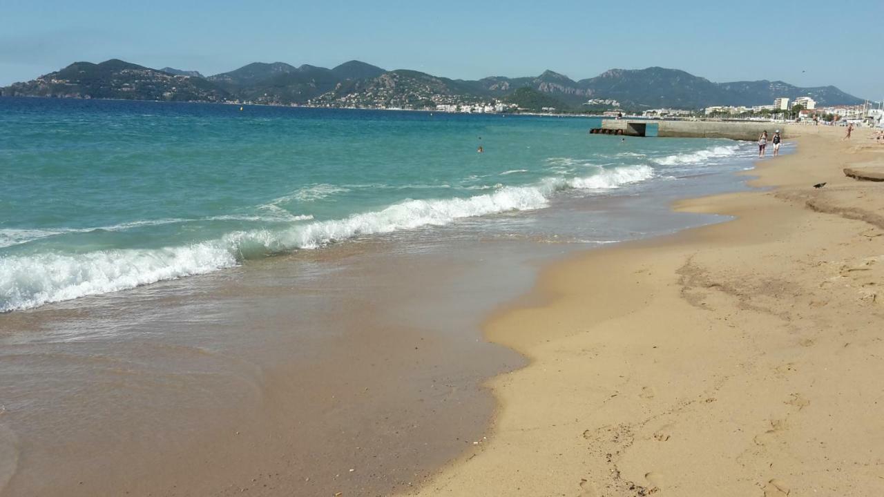 Cannes - View Cap Esterel Bagian luar foto